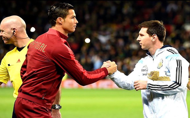 Bị đe dọa đủ đường, Messi sang châu Âu tranh cúp với Ronaldo?