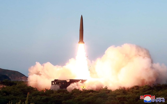 Triều Tiên vừa phóng 2 tên lửa đạn đạo tầm ngắn ra vùng biển Nhật Bản, lần thứ 5 liên tiếp trong nửa tháng