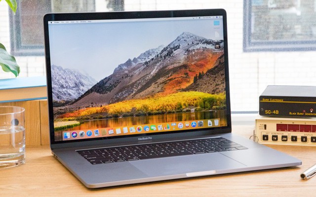 Cấm mang MacBook Pro 15 inch có pin bị triệu hồi lên máy bay ở Việt Nam