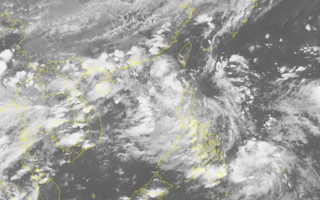Đêm nay, áp thấp nhiệt đới sẽ đi vào Biển Đông và có khả năng mạnh thành bão