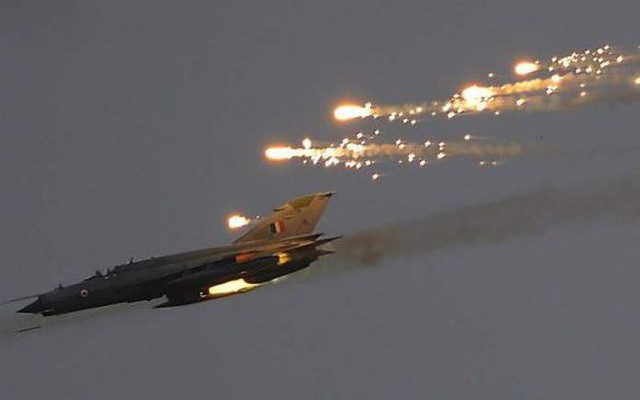MiG-21 bị bắn tan xác trong trận không chiến Ấn Độ-Pakistan: F-16 vẫn còn là điều bí ẩn