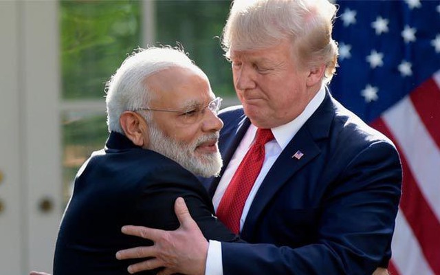 Thủ tướng Ấn Độ thăm Mỹ, nhận quà bất ngờ từ Tổng thống Trump