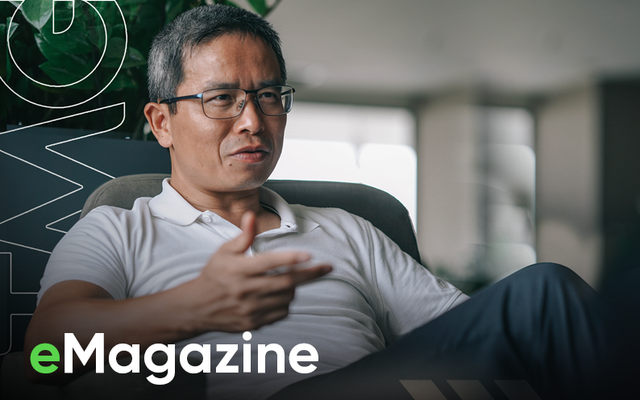 Chủ tịch tập đoàn nghìn tỷ, 10 năm chỉ đi một đôi giày, cuối tuần tự lái xe chở khách và khoản từ thiện trọn đời cho Đại học Fulbright