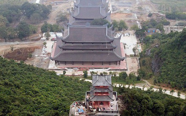 Cận cảnh ngôi chùa lớn nhất Việt Nam - Nơi sẽ đặt báu vật thiên thạch mặt trăng 600.000 USD được đấu giá từ Mỹ