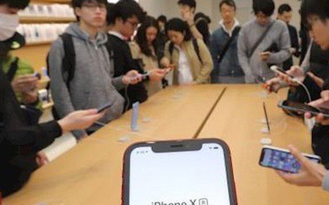 Apple giảm giá iPhone tại một số thị trường để kích cầu