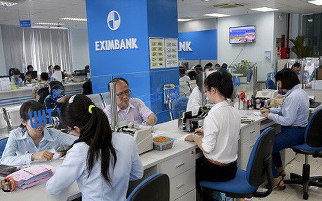 Tòa án yêu cầu tạm dừng thay chủ tịch HĐQT, Eximbank nói gì?