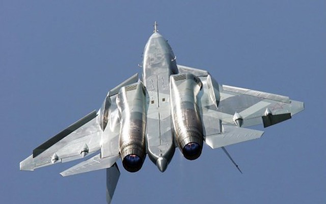 Su-57 của Nga có khả năng mới này mà F-35 không có
