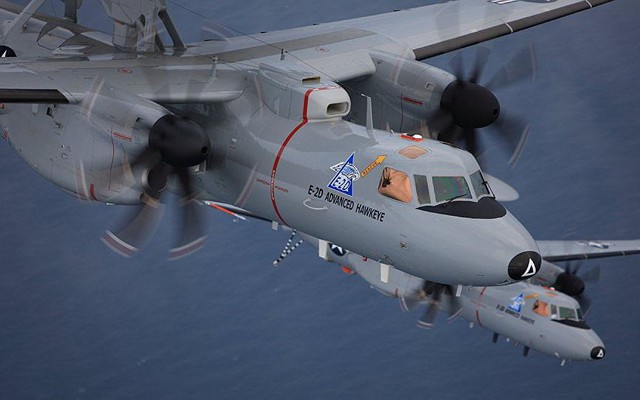 Hải quân Mỹ chi hơn 3,1 tỷ USD mua máy bay E-2D Hawkeye