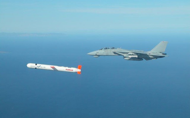 Hải quân Mỹ đặt hàng tên lửa Tomahawk đời mới