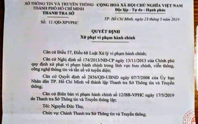 Chuyên viên Văn phòng UBND TP.HCM bị phạt vì đăng Facebook