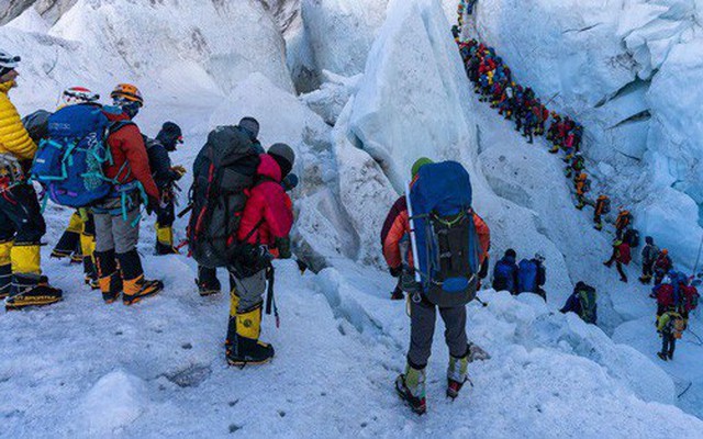10 sự thực nhiều người chưa biết về hành trình chinh phục Everest: Siêu tốn kém, chuẩn bị không kỹ thì chỉ bỏ mạng
