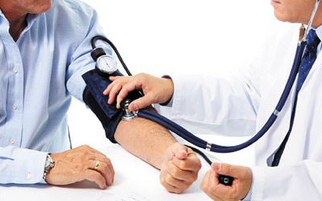 Người tăng huyết áp tránh ăn gì?
