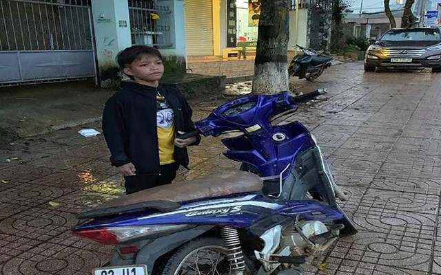 Trẻ 13 tuổi chạy xe máy gần 300 km từ Kon Tum sang Đắk Lắk