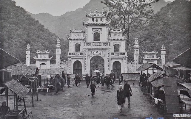 Nhìn lại những hình ảnh hiếm hoi về Chùa Hương năm 1927