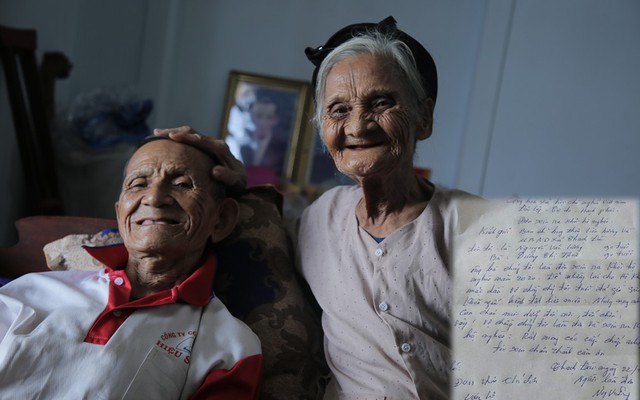 Chuyện về cặp vợ chồng 90 tuổi bất ngờ viết đơn xin thoát nghèo