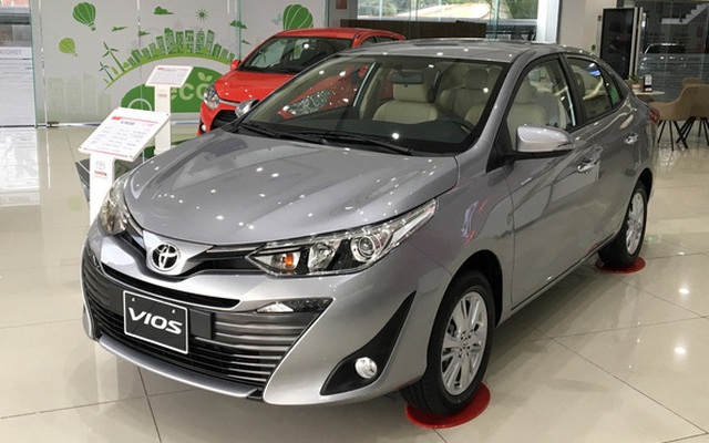 Đại lý nhận đặt cọc Toyota Vios 2020, tiết lộ nhiều trang bị mới, hứa hẹn giao trước Tết