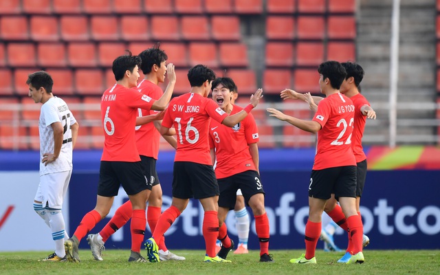 Toàn thắng vòng bảng, Hàn Quốc mỉm cười đắc thắng chờ thầy trò HLV Park Hang-seo ở tứ kết