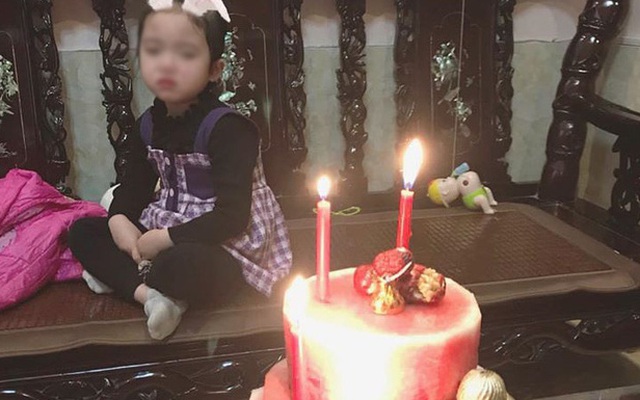 Sinh nhật trùng Tết, cô bé khóc rưng rưng trước chiếc “bánh kem” được bố tặng: Nỗi đau chỉ những ai sinh tháng 1, 2 mới hiểu!