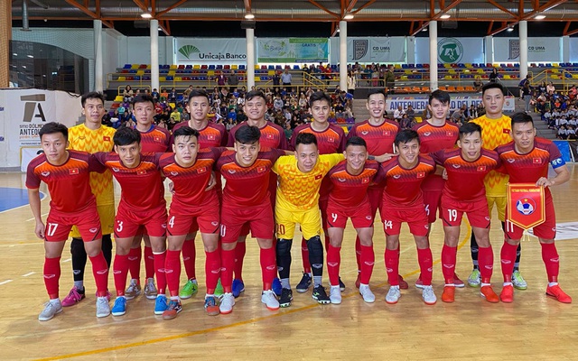 Đội tuyển Việt Nam gây ngạc nhiên trong chuyến du đấu trên đất Tây Ban Nha