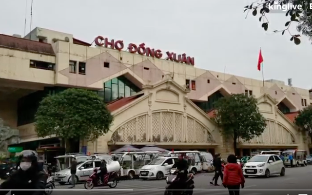 Chợ Đồng Xuân giảm khách tham quan mua sắm khiến tiểu thương chật vật