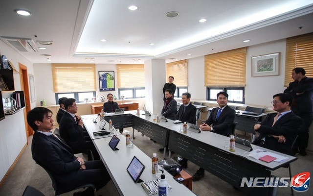LĐBĐ Hàn Quốc họp khẩn, đưa ra quyết định bất đắc dĩ về K-League giữa dịch Covid-19