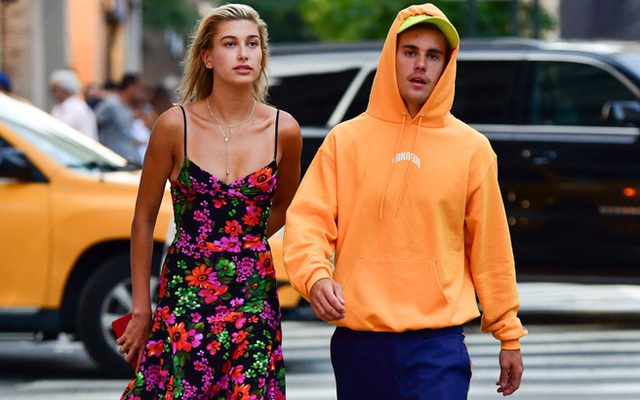 Vợ chồng Justin Bieber và Kendall Jenner bị chỉ trích mạnh mẽ vì khoe khoang sự giàu có giữa đại dịch COVID-19