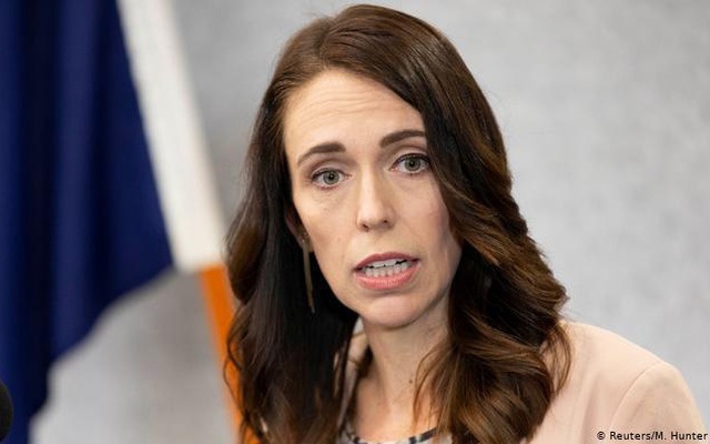 Thủ tướng New Zealand tự nguyện giảm 20% lương vì COVID-19