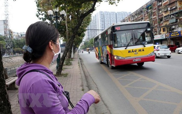 Hà Nội xem xét hỗ trợ 100% cho vận tải hành khách công cộng