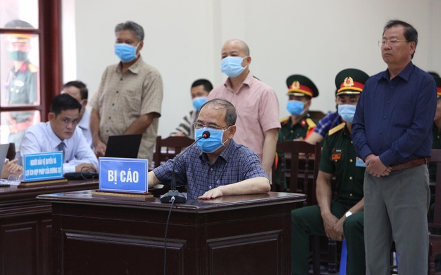 Xử đô đốc Nguyễn Văn Hiến cùng đồng phạm: Út "trọc" xin xem xét cho cháu gái và các bị cáo