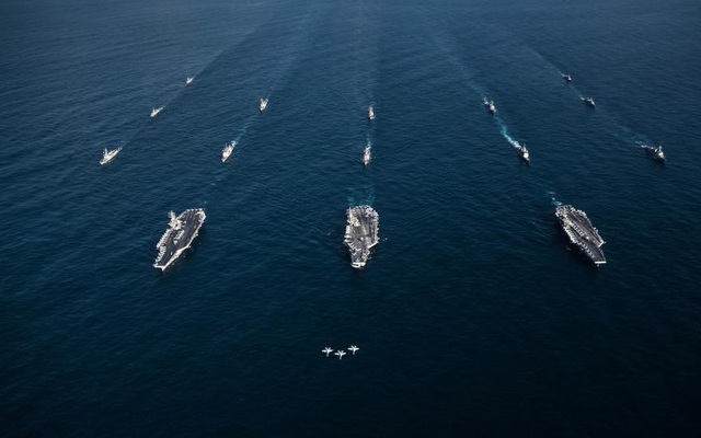 Sau dọa bắn tàu, Hải quân Mỹ tiếp tục cảnh báo nghiêm khắc đối thủ