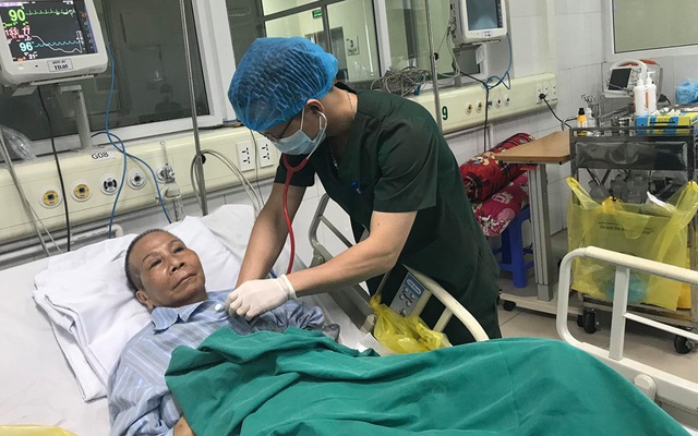 Sau 80 ngày điều trị, bệnh nhân số 19 mắc Covid-19 nặng nhất Việt Nam đã ra viện