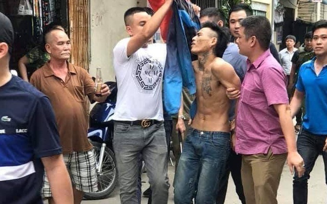 12 giờ giải cứu người phụ nữ bị nam thanh niên nghi ngáo đá khống chế ở Hà Nội