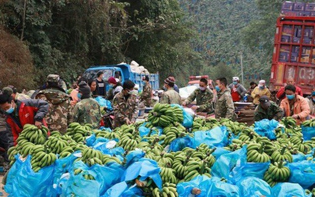 "Bát phương chi viện" cho Vũ Hán