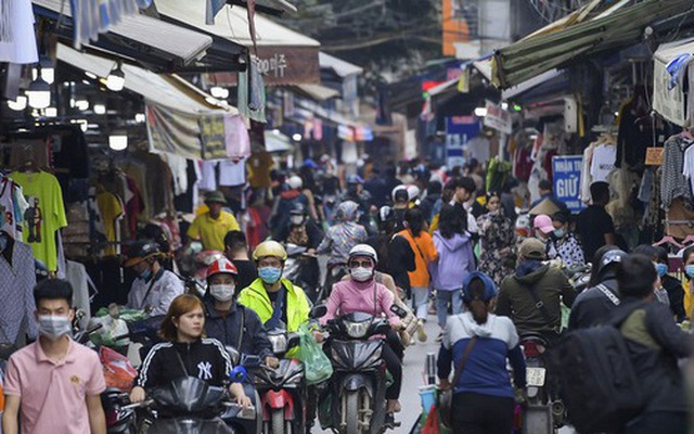 Chợ vải lớn nhất miền Bắc hết cảnh đìu hiu, tiểu thương tất bật đón khách