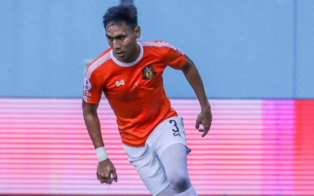 Cầu thủ đầu tiên ở Thai League mất hợp đồng vì COVID-19