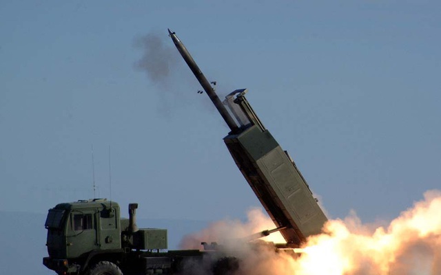 Philippines muốn mua hệ thống tên lửa HIMARS của Mỹ triển khai ở biển Đông?