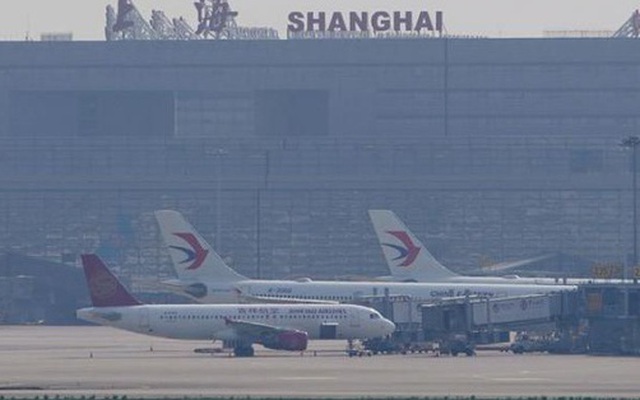 Trung Quốc xuống nước, Mỹ nới lỏng lệnh cấm bay