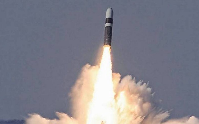 Hải qu&acirc;n Mỹ sẽ ph&oacute;ng thử nghiệm t&ecirc;n lửa Trident II D5
