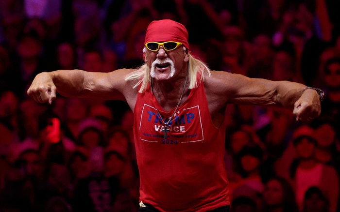 Huyền thoại đấu vật Hulk Hogan qua đời