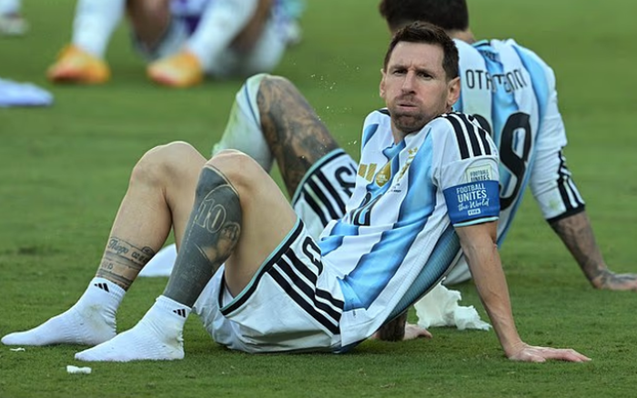 Danh tiếng của Lionel Messi tại Anh lao dốc không phanh, thấp chưa từng thấy sau kì World Cup 2026 đầy tranh cãi của Argentina
