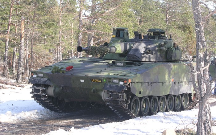CV90 - Quái vật biến hình cực mạnh của châu Âu
